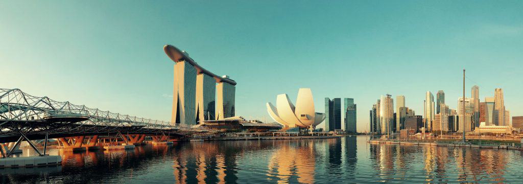 An image displaying the Singapore skyline. Discover the seamless integration of business operational software with the Edgeworks POS system
